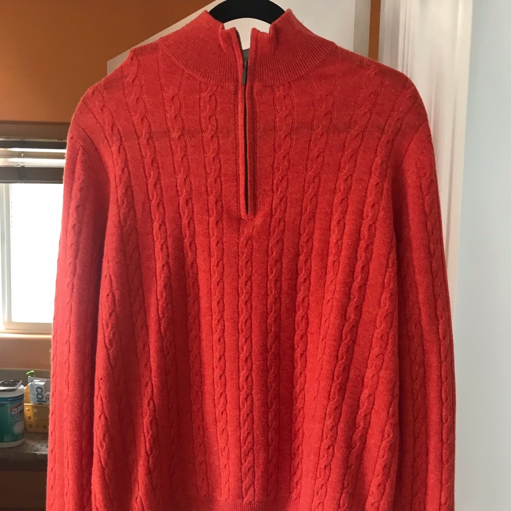 Neiman Marcus cashmere sweater